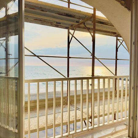 Athena Sea Front Apartment, Parking & Pool Lago Patria Esterno foto